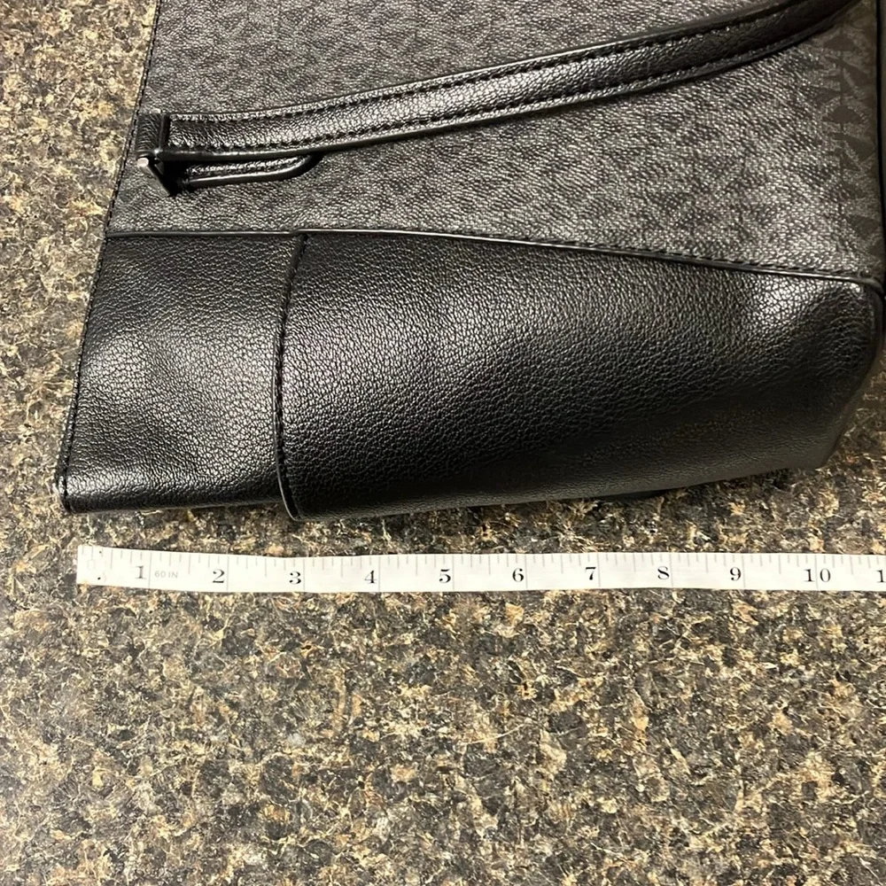 Michael Kors charlotte large tote black signature bag purse - Picture 11 of 16